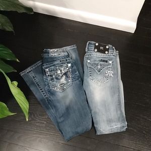 🌿2 pairs size 23 Miss Me Jeans🌿